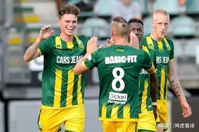 後輩產生深 後輩產生深