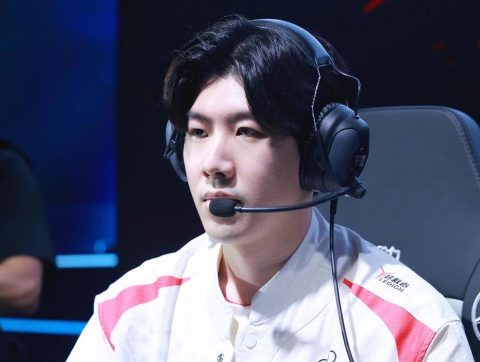 兰中场体系 兰中场体系