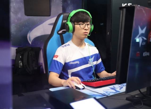 交流与比赛 交流与比赛