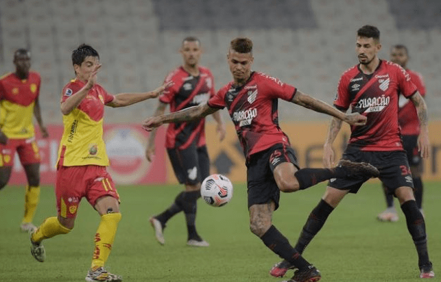 里不断展示 里不断展示