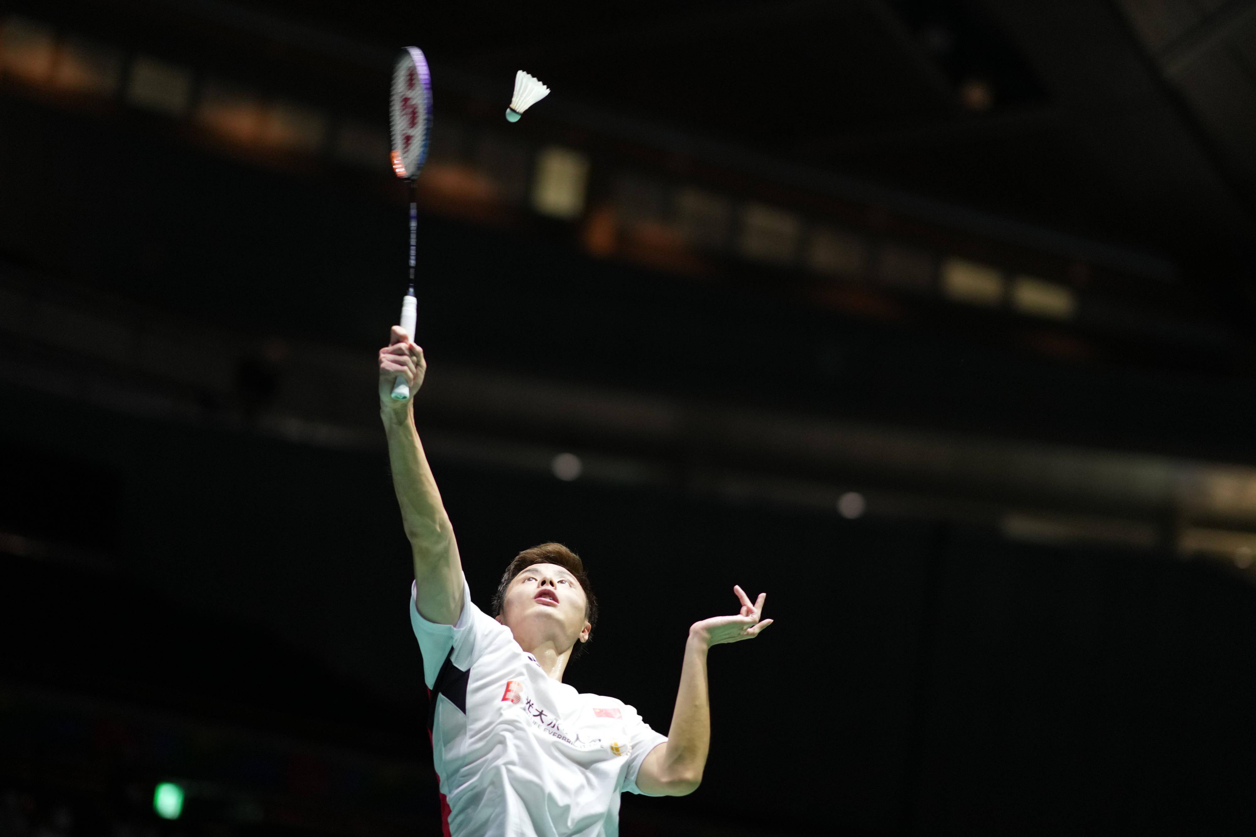 完全在白线 完全在白线