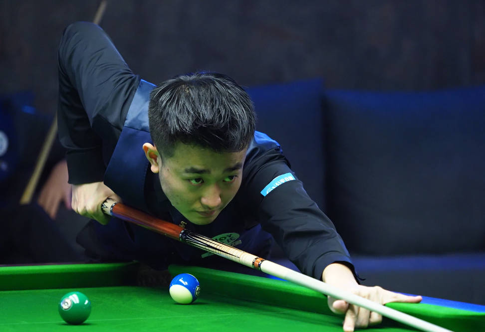 视线投向了 视线投向了